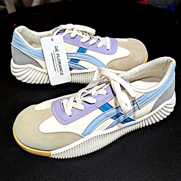 NWT DeFlorance Sneakers Tan Blue EU 42 US 11.5 - Picture 1 of 6